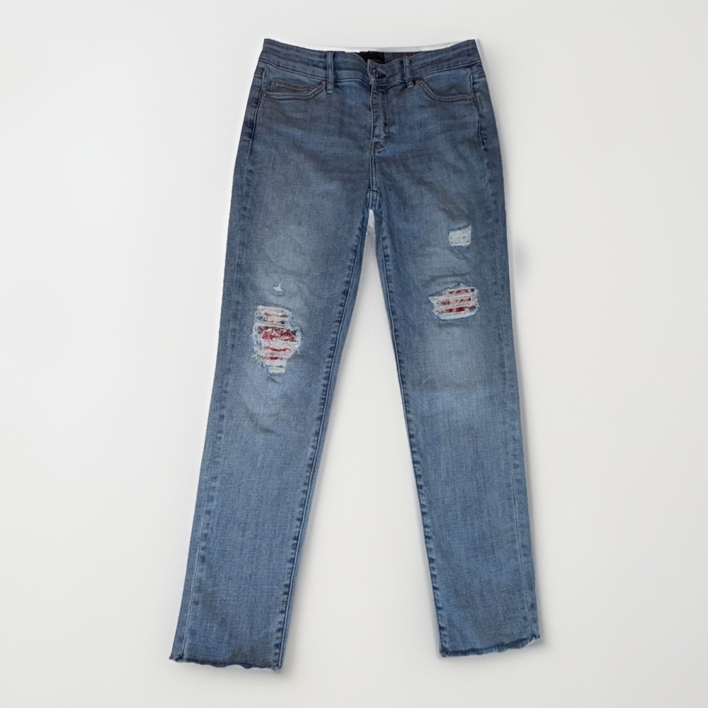 White House Black Market Mid Rise Girlfriend Jeans SZ 4 30x28 Distressed Raw Hem